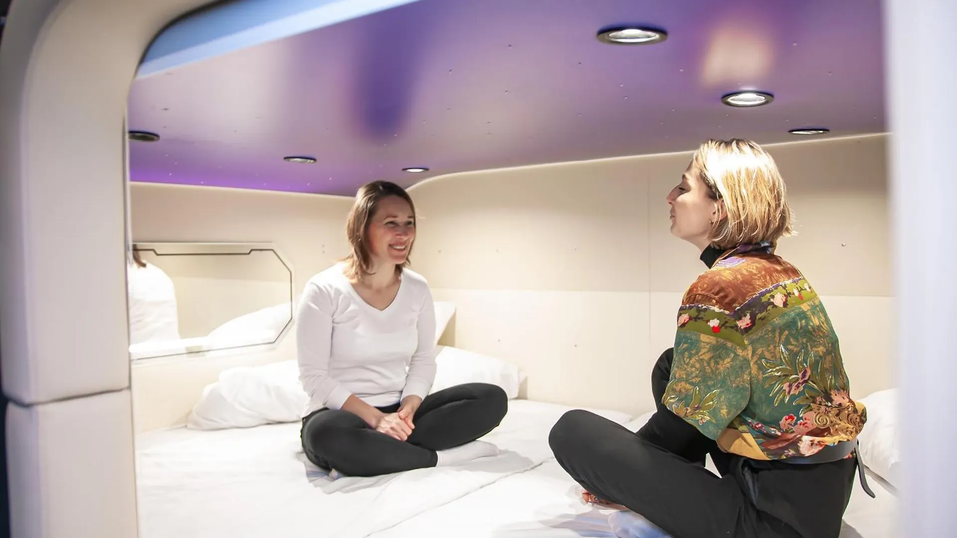Av-3 Capsule Hotel Kiev